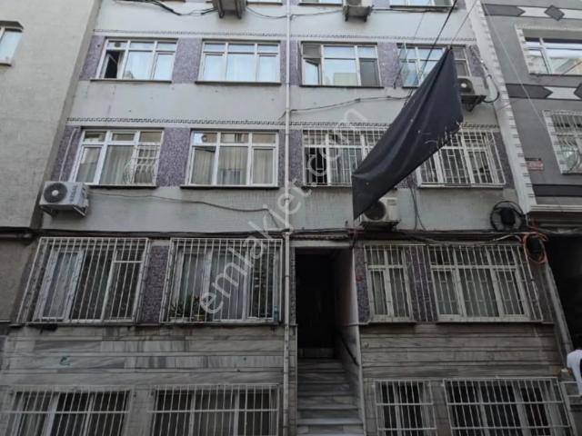 Şehremenide 2+1 Satılık Daire