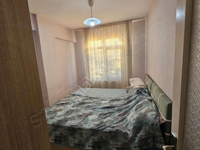 Şehremini Pazartikke Tramvay 3dk Yürüme Kiralık Eşyalı Daire