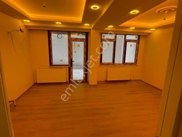 Şehremini Seyit Ömer Mah Yeni Binada 4+1 160m2 Satılık B.katı