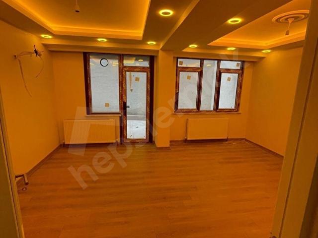 Şehremini Seyit Ömer Mah Yeni Binada 4+1 160m2 Satılık B.Katı