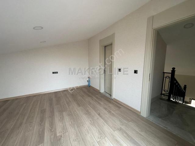 Şehrin Gözdesinde Lüx Yaşam İçin Satılık 6+1 Triplex Villa