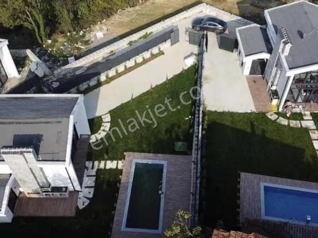 Şehrin Gürültüsünden Uzak,doğanın Kalbinde Müstakil Villa