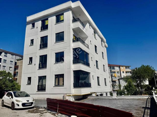 Şehrin Kalbinde Her Yere Aynı Mesafe Olan Ayrı Mutfaklı 3+1