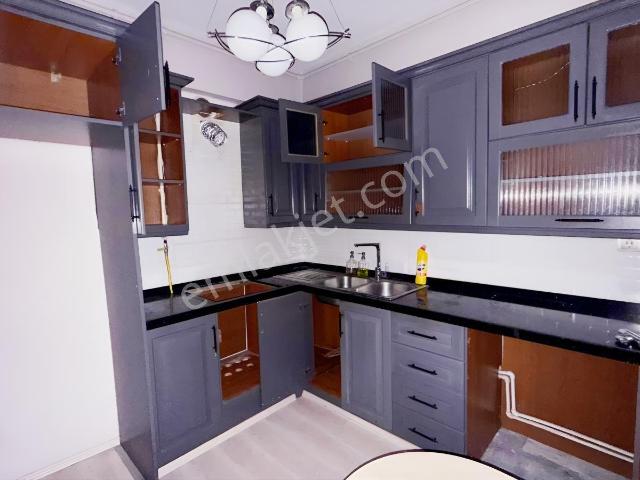 Şehrin Merkezi Çiftlik Caddesinde Manzaralı 5+2 Dubleks Daire