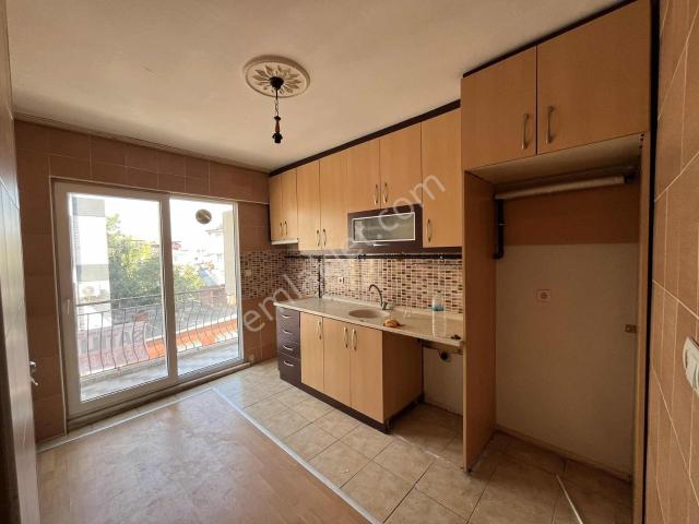 Şehrin Merkezinde | Masrafsız | 2+1 | 100 M² Net | Ara Kat