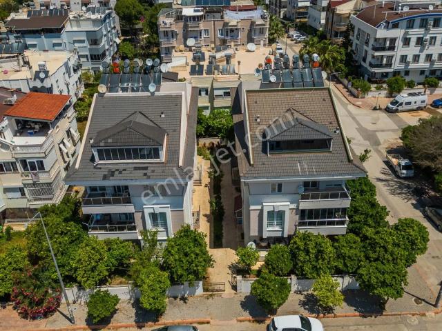 Şehrin Merkezinde Denizin Yanı Başında Satılık 3+1 Dubleks Daire