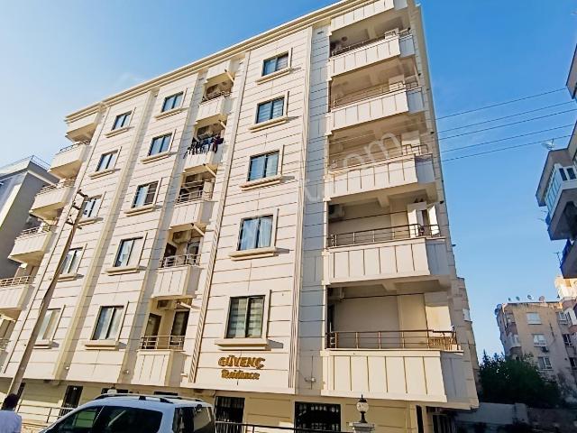 Şehrin Merkezinde Eşyalı Kiralık 1+1 Daireler