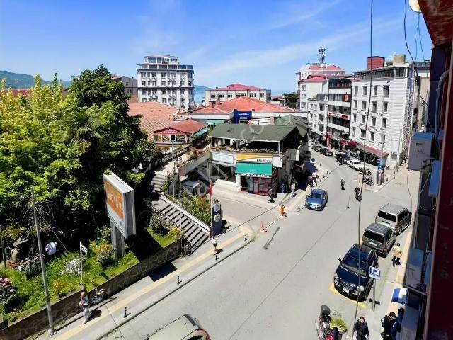 Şehrin Merkezinde Kiralık Eşyalı Daire
