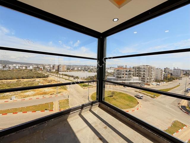 4 Cephe/panoramik Teras /300m2/katta Tek/ultralüks/ultra Geniş
