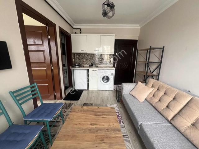Şehzade'den Asmalıevler'de 1+1 Eşyalı Ara Kat Kiralık Apart