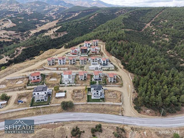 ŞEHZADE'DEN FIRSAT ARSA FİYATINA SATILIK NATAMAM VİLLA