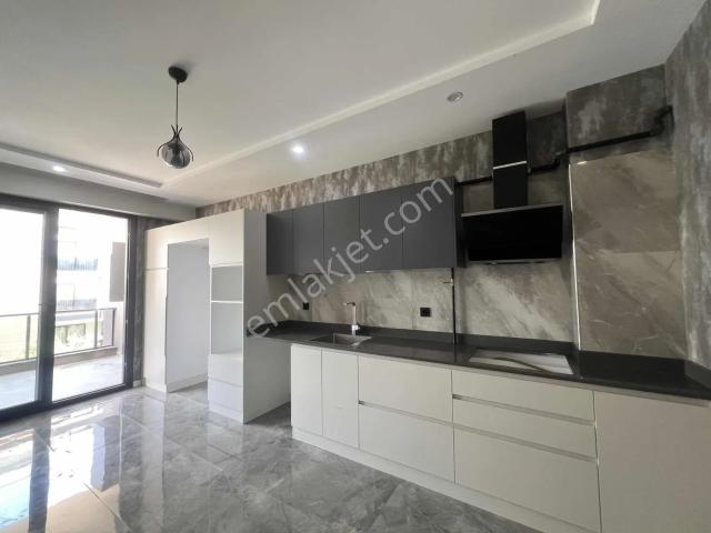 Şehzade'den Karahasanlı'da Kullanışlı 3+1 Kiralık Daire