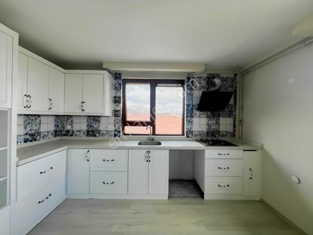 Şehzade'den Selçukbey'de Geniş 2+1 Kiralık Daire