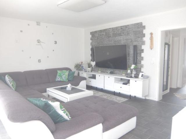 EI6574 Schöne 3 Zimmer Eigentumswohnung mit Südterrasse / Neutraubling