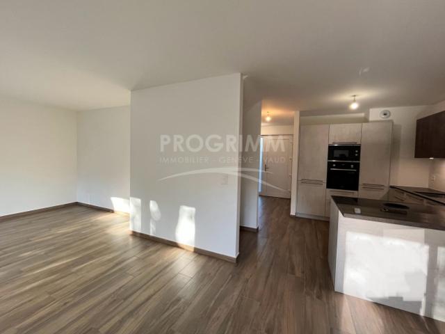 Einzelagent – Villa – 4 Schlafzimmer – 3 Badezimmer – – Parkplätze