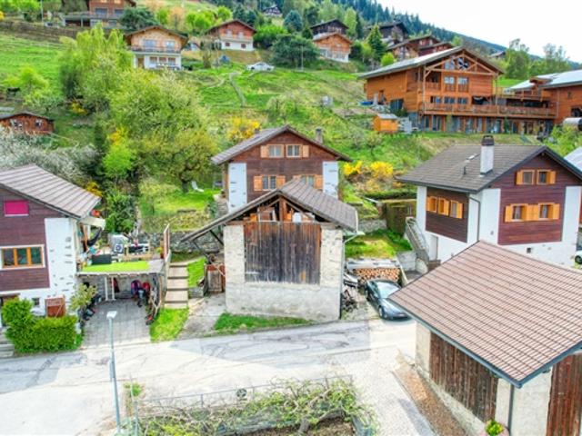 EXKLUSIV Wunderschönes 4 ½ Zimmer Chalet mit Panoramablick in Erdesson