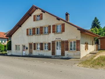 Einzelhaus zum Renovieren in Surpierre