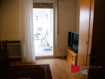 Georgsmarienhütte, möbliertes Zimmer innerhalb einer großen 3 Zimmer Wohnung mit Balkon