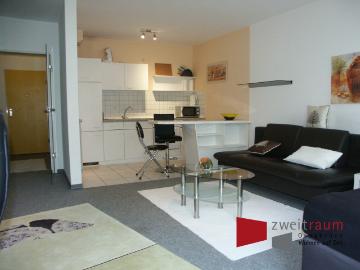 Bernhard-Avermann-Straße, Wüste - Keller