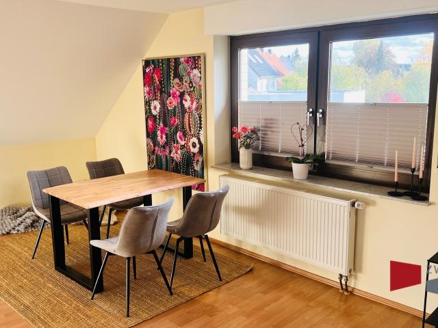 Lüstringen, möbliertes, komfortables Apartment mit großem Bad und sep. Küche