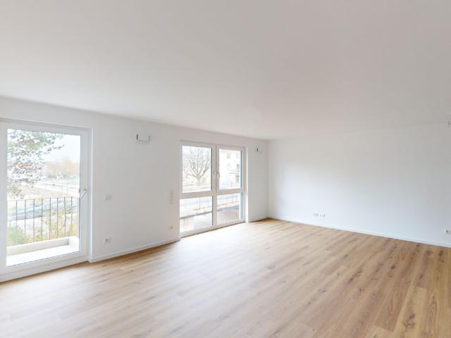Jetzt einen Monat kaltmietfrei sichern! 3 Zimmer Penthouse Wohnung mit Südausrichtung und EBK