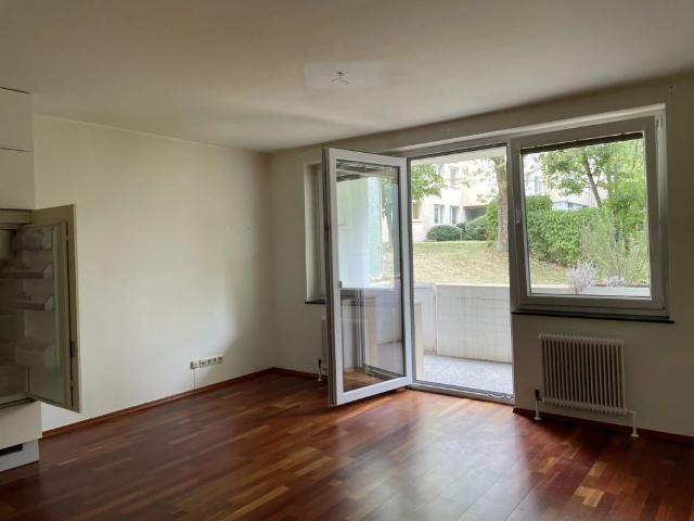 Einzimmerwohnung mit Designküche und hofseitigen Loggia in Grünruhelage ab 01.11.2026 zur Miete!