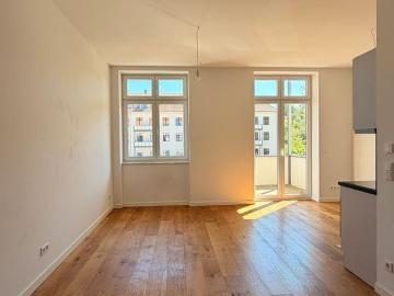 Einzimmer Wohnung mit Balkon und moderner Einbauküche in Zossen