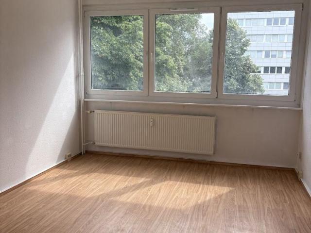 Einziehen & Gutschein sichern 0206 Woldegker Straße 30
