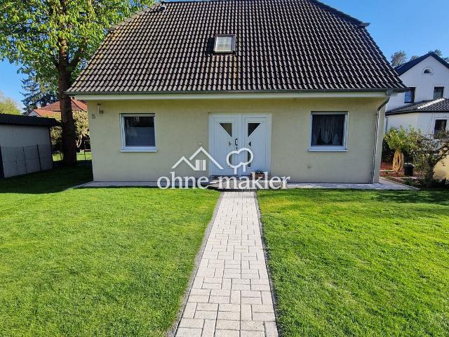 Einziehen statt Renovieren – hochwertig saniertes Familienhaus mit Erdwärme und Traumgarten