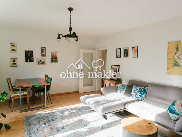 Einziehen statt renovieren kernmodernisierte 2 Zimmer Wohnung Designbad und hochwertige Markenküche provisionsfrei