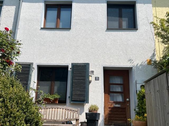 Einziehen statt renovieren Reihenmittelhaus mit Garten