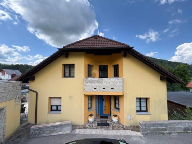 EINZIEHEN, WOHLFÜHLEN & WEITERENTWICKELN GROßZÜGIGES FAMILIENPARADIES MIT TRAUMGARTEN, SAUNA UND AUSBAUPOTENZIAL IN SONNIGER AUSSICHTSLAGE