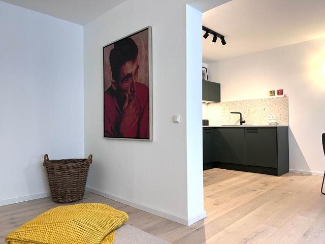 Einziehen wohlfühlen, fertig! Belgisches Viertel in Köln stylische und gemütliche Designer Wohnung, Koln Amsterdam Apartments for Rent