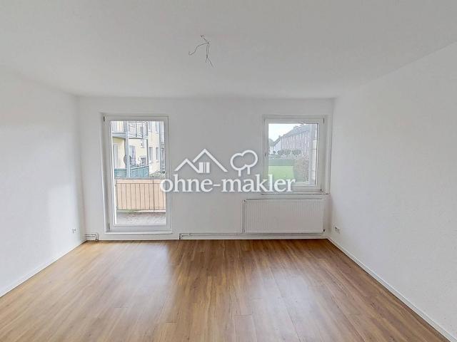 Einziehen&wohlfühlen: Große 3 Zi. Whg. mit. BALKON in Dankersen