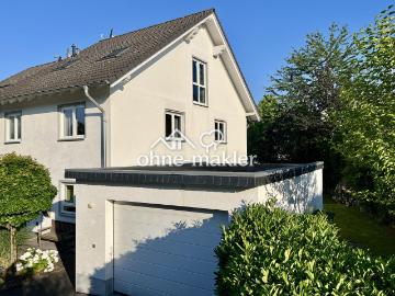 Einziehen & wohlfühlen – großzügige Doppelhaushälfte mit wunderschönem Garten in Hennef