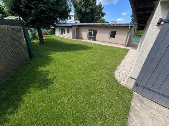 Einziehen & Wohlfühlen Modernes Haus mit Garage & 2 Terrassen