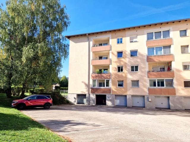 Einziehen & Wohlfühlen | Modernisierte 3 Zimmer Wohnung mit Loggia nahe MAXI MARKT