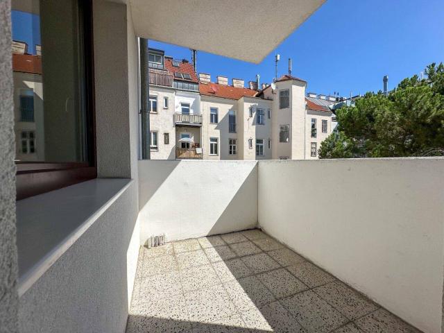 Einziehen & Wohlfühlen: Neu sanierte 3 Zimmer Wohnung mit Loggia im 16. Bezirk!