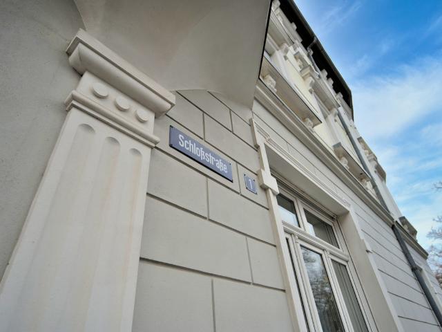 Einziehen Wohlfühlen ! Schicke 2 Raumwohnung mit Balkon freut sich auf neue Mieter !