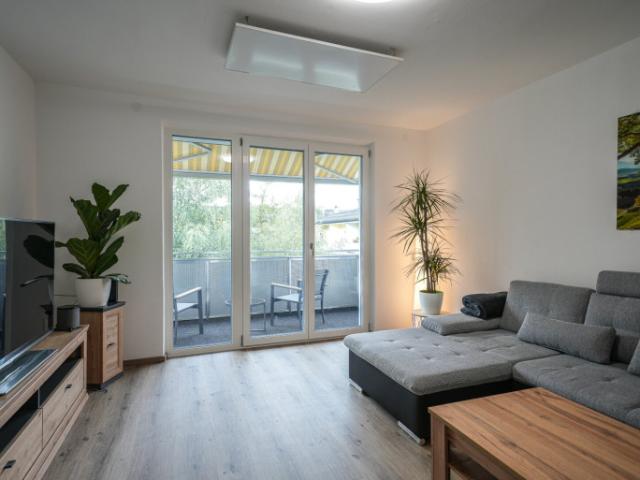 Einziehen & Wohlfühlen. Sanierte 3,5 Zimmerwohnung mit Alpenpanorama