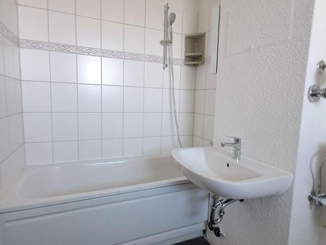 Einziehen und Miete sparen!* Moderne 3 Zimmer Wohnung mit Balkon