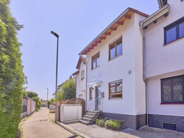 Einziehen und sofort Zuhause sein * Top gepflegtes & modernisiertes RMHaus