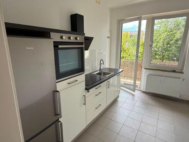 Einziehen und Wohlfühlen, 3 Zimmer Wohnung mit Balkon und EBK in Osnabrück Schölerberg