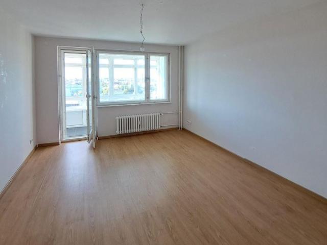 Einziehen und wohlfühlen: 2 Zimmer Wohnung mit Loggia sucht neue Mieter!