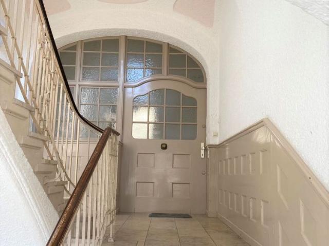 Einziehen und Wohlfühlen außergewöhnliche 5 Zi. Altbau Stadtwohnung mitten in Lörrach