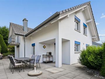 Einziehen und wohlfühlen gepflegtes 5.5 Zimmer Einfamilienhaus