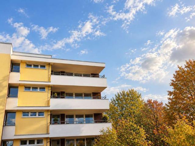 EINZIEHEN UND WOHLFÜHLEN – FRISCH SANIERTE IMMOBILIE MIT SCHÖNEM AUSBLICK IN NEUKIRCHEN VLUYN