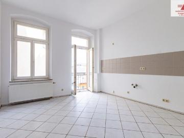 Einziehen und wohlfühlen – Helle 2 Raum Wohnung mit großer Küche