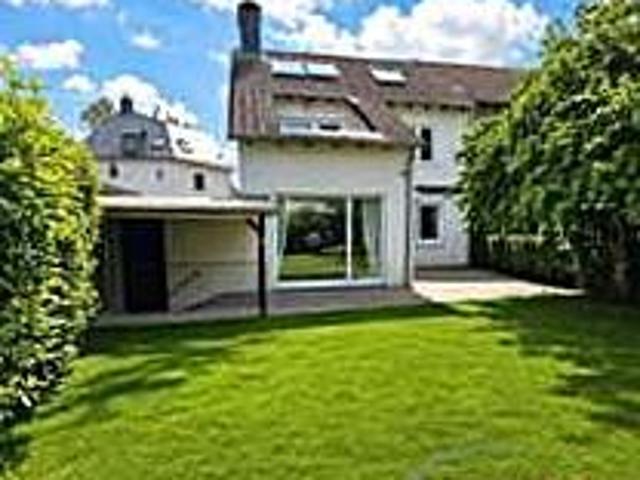 Einziehen und Wohlfühlen! Moderne Doppelhaushälfte mit viel Platz für die Familie