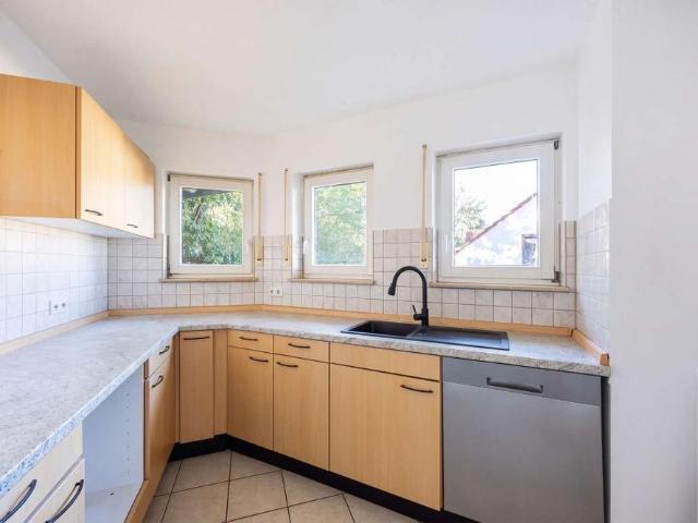 Einziehen und wohlfühlen – modernisierte 2 Zimmer Wohnung